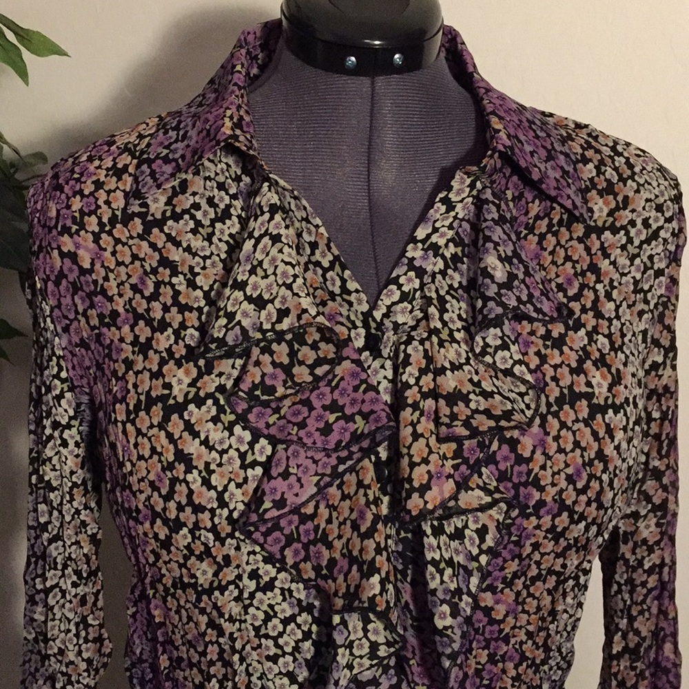 💗 Vintage purple dressy top with frills - Picture 6 of 8